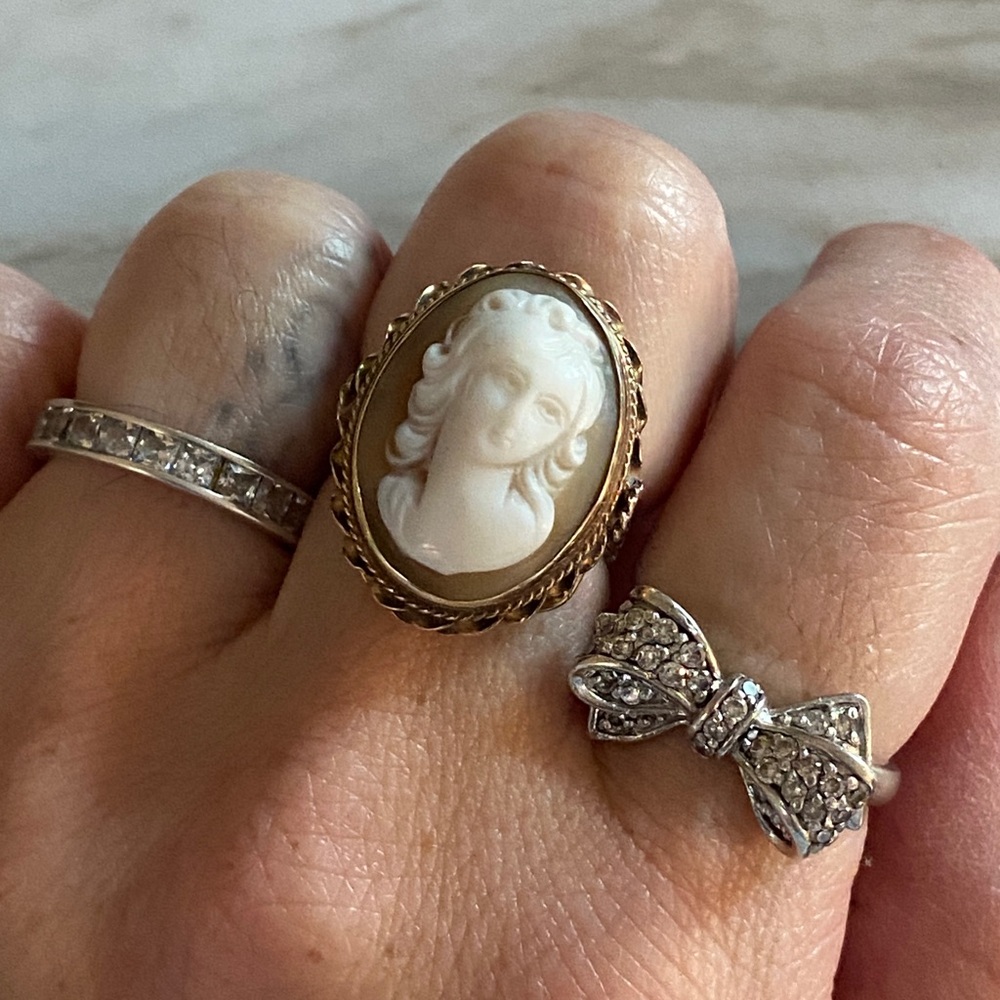 (NFS / NFT) 14K + Victorian Shell Cameo Ring circa 1840, size 7